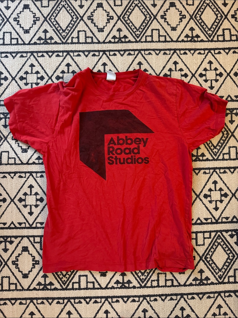 Vintage Abbey Road Studios Official Red Graphic Short Sleeve Tee